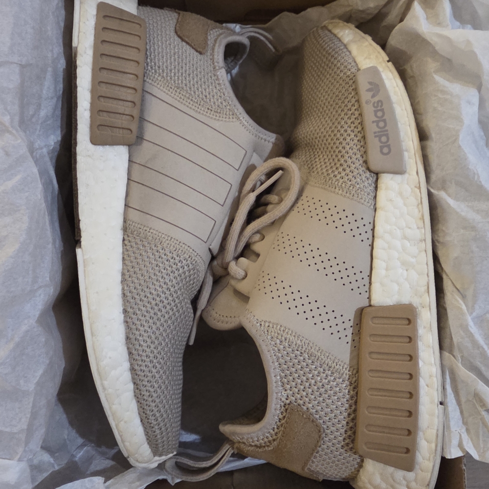 USED Adidas NMD_R1 Desert Sand Offspring 
Men's 9.5